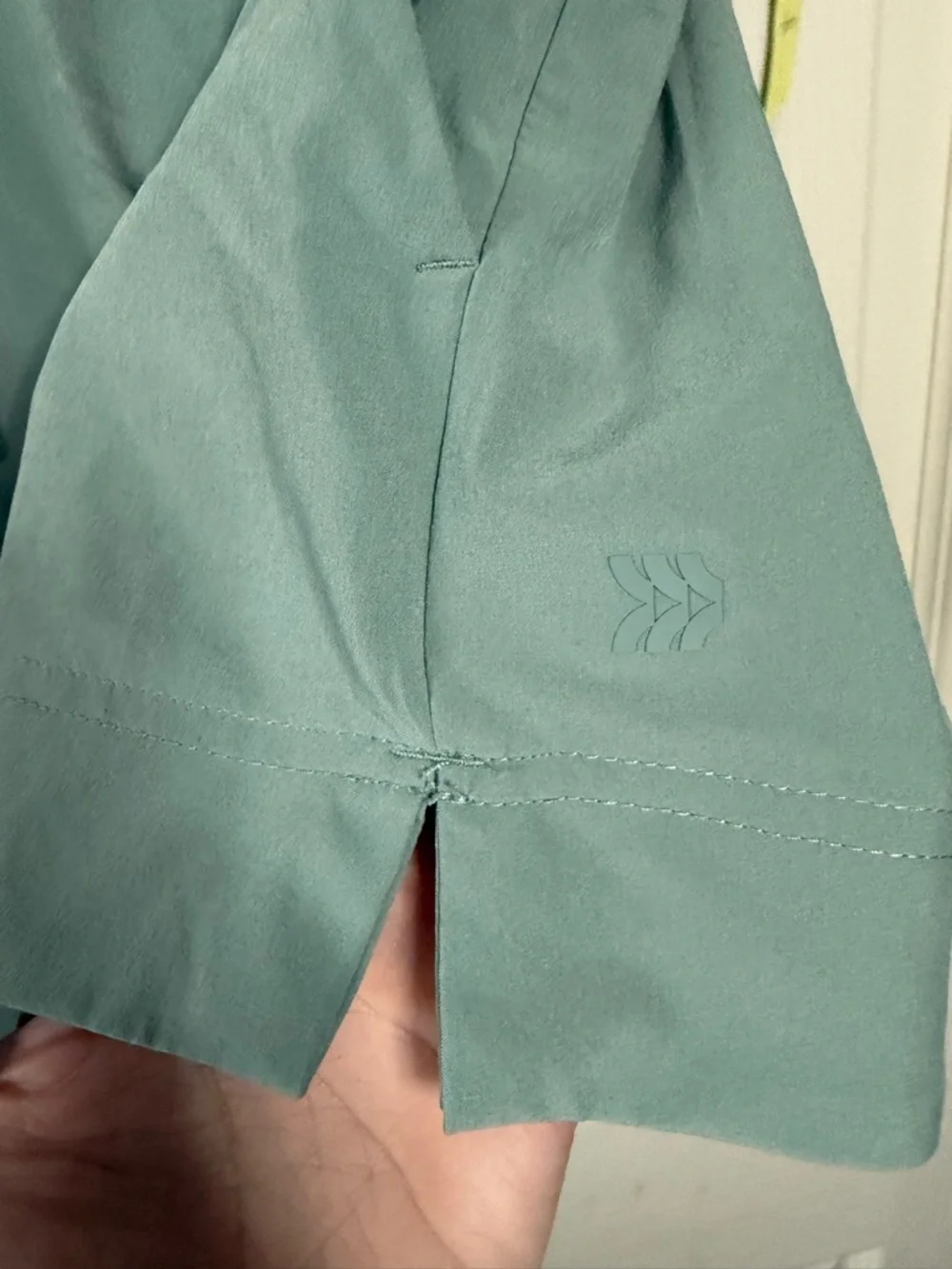 All in Motion Women’s Green Athletic Drawstring Woven Mid Rise Shorts XS NEW